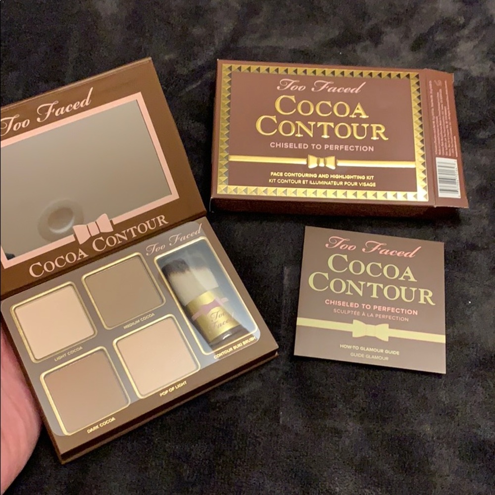 Brand New Cocoa Contour Pallete